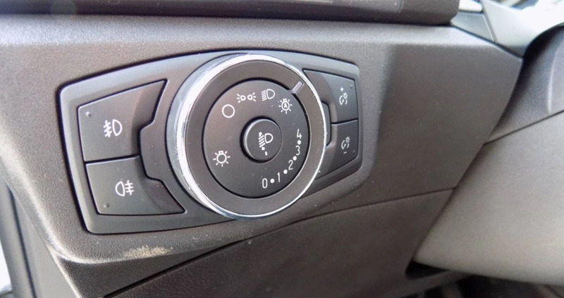 Ford Mondeo cena 88888 przebieg: 59700, rok produkcji 2020 z Szczecin małe 704